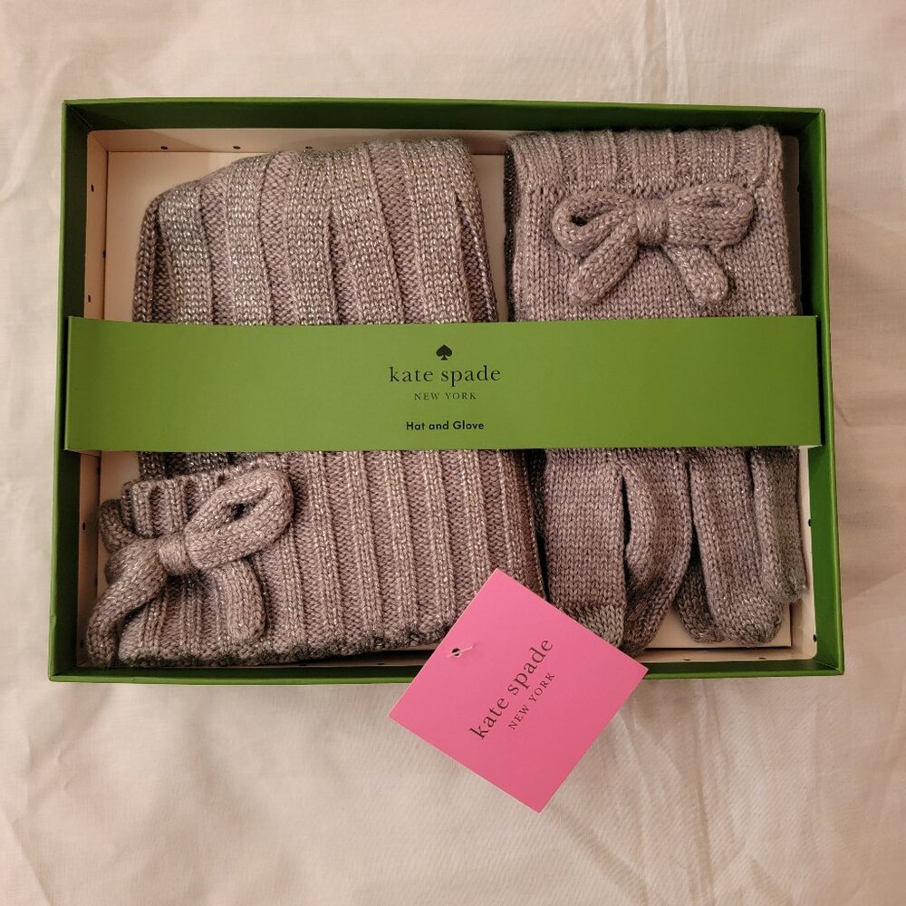 Kate Spade NY Bow Beanie & Gloves Gift Box, NWT